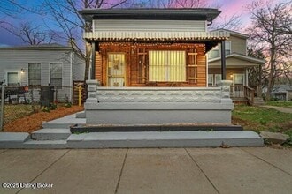 Building Photo - 424 S 22nd St