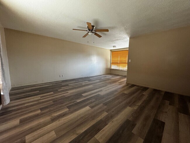 Foto del edificio - Charming and spacious Needles HOME