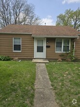Building Photo - 1801 N Underhill St