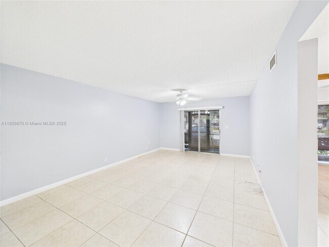 Foto del edificio - 4113 NW 88th Ave