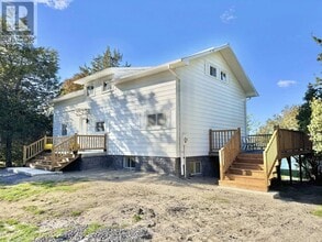 Building Photo - 41 Back Ln