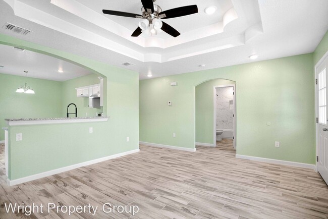 Building Photo - 3 br, 2 bath House - 222 Esmeralda Drive