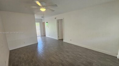 Building Photo - 1515 NW 2nd Ave