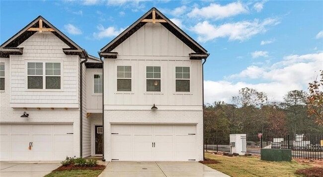 Photo - 2021 Old Covington Hwy SE Townhome