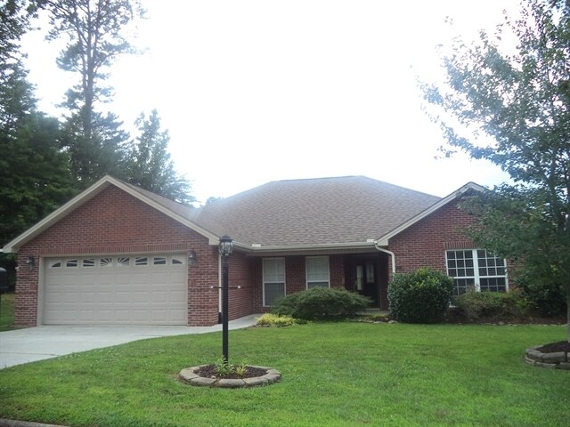 Foto principal - 1061 Saint Johns Dr