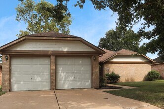 Building Photo - 915 Valley Ranch Dr