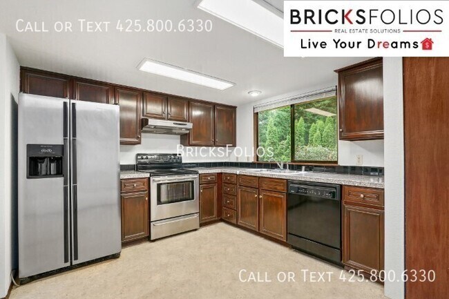 Foto del edificio - 6007 150th Ct NE