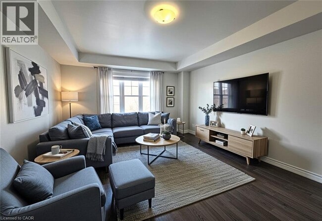 Building Photo - 518 Buckeye Ct