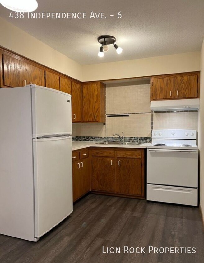 438 Independence Ave N Unit 6, Champlin, MN 55316 Room for Rent in Champlin, MN