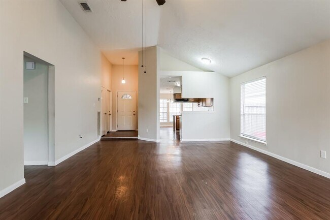 Building Photo - 10538 Waving Fields Dr