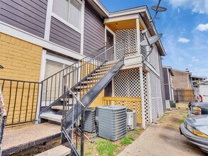 Building Photo - 12658 Ashford Meadow Dr
