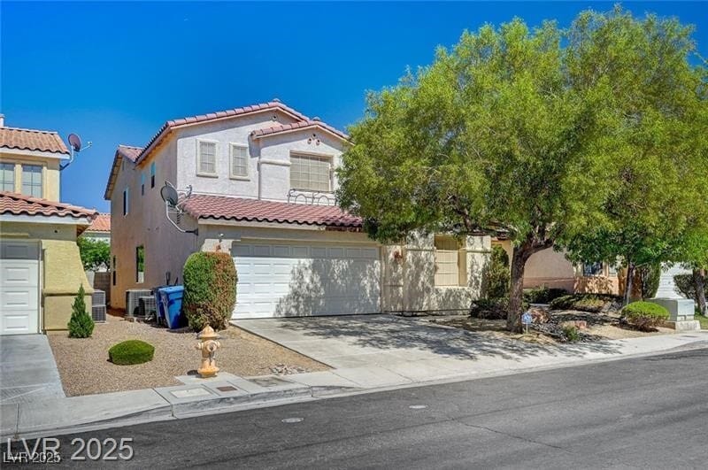 Primary Photo - 9264 Cantana St