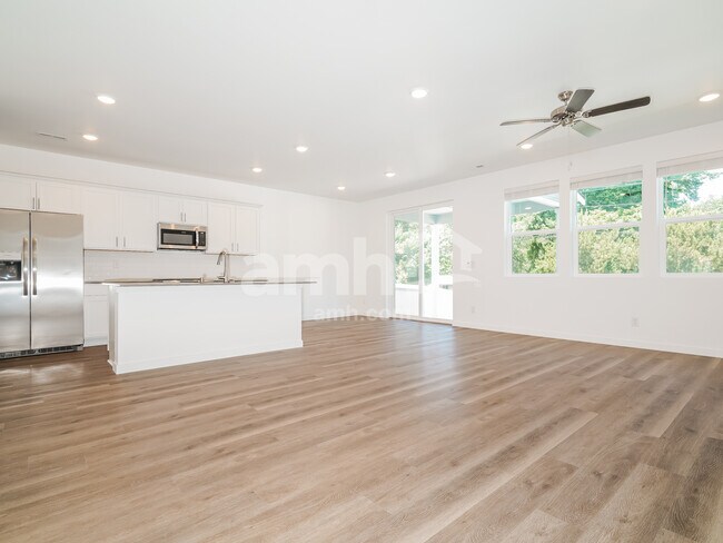 Foto del edificio - 8916 50th Ave SE