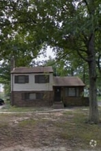 Building Photo - 6700 Battlewood Rd