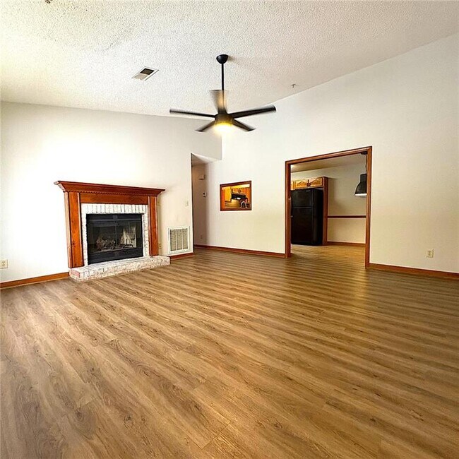 Foto del edificio - 1226 Shannon Way SW
