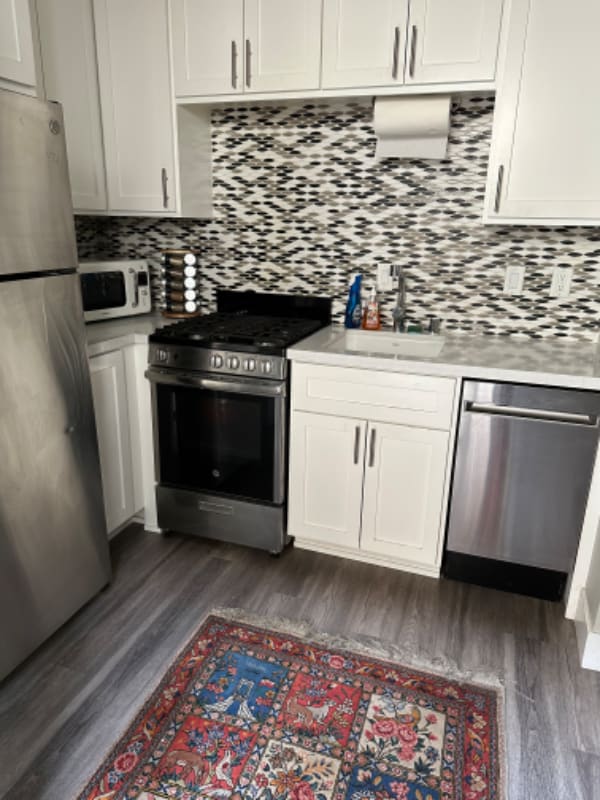 Building Photo - 1816 Solons Alley