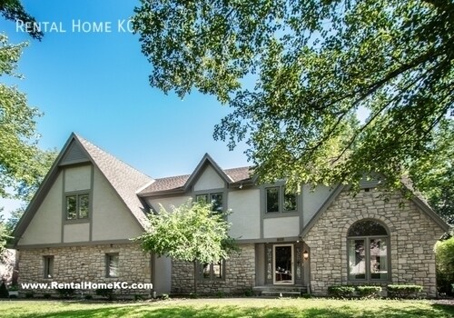 Foto principal - 3205 W 130th St