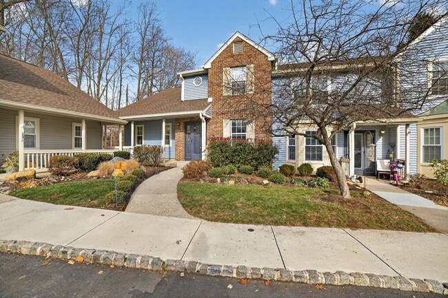 Building Photo - 1803 Poplar Ct