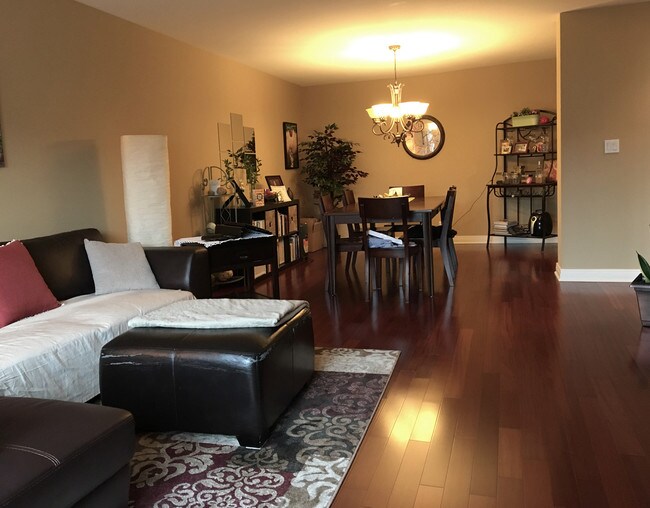 Foto del edificio - 401 Ascot Dr