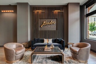 Building Photo - Xander on State