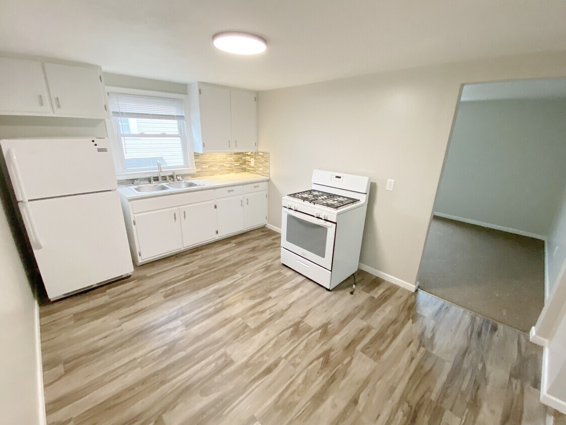 Foto principal - 312 Medford Rd