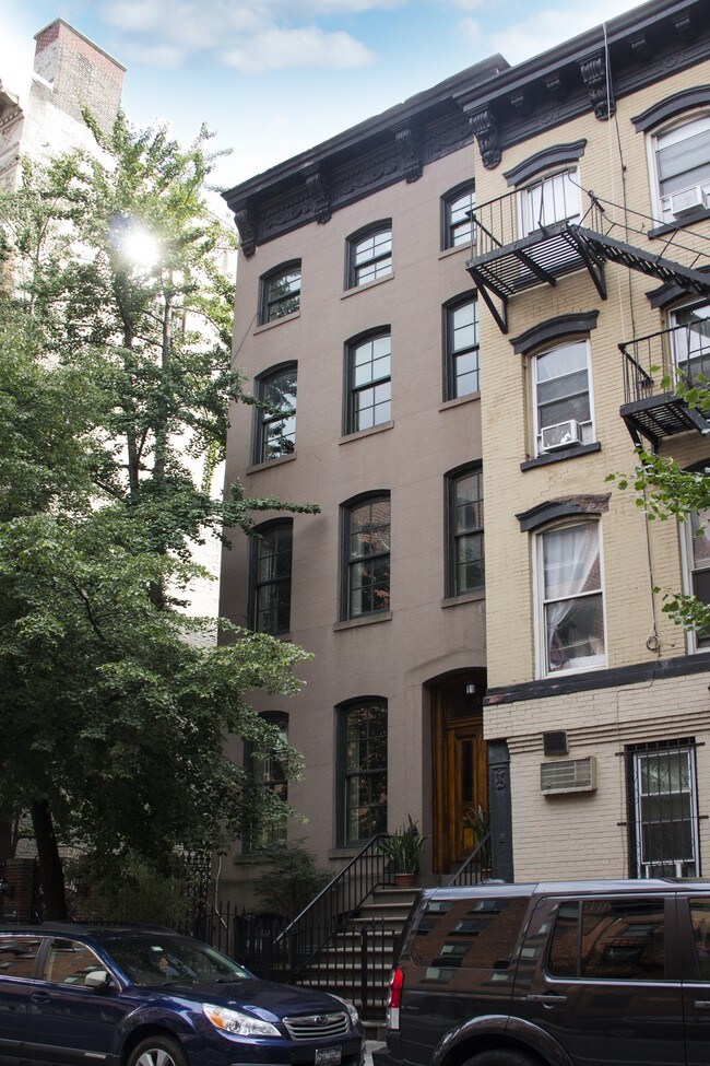 Foto del edificio - 110 W 15th St