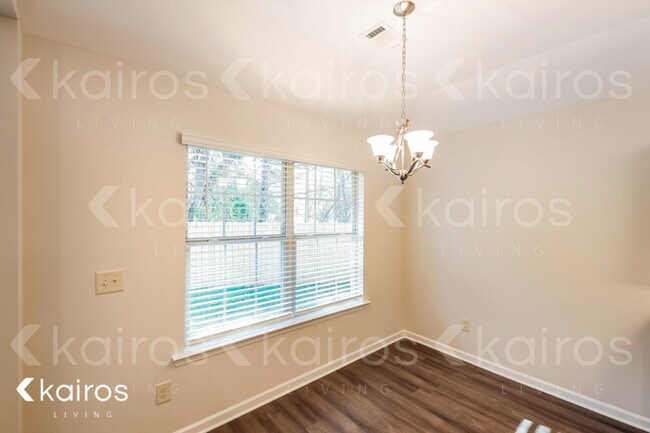 Building Photo - 30 Eagle Creek Dr.