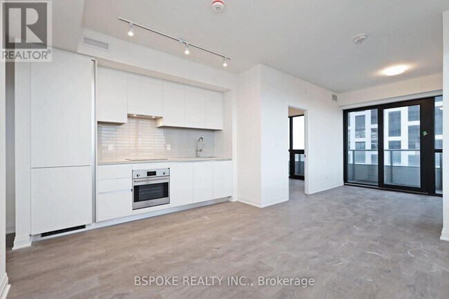 Photo du bâtiment - 4015 The Exchange