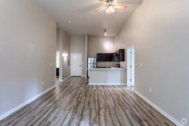 2HAB, 2BA - 1,010 ft² - Kearney Plaza