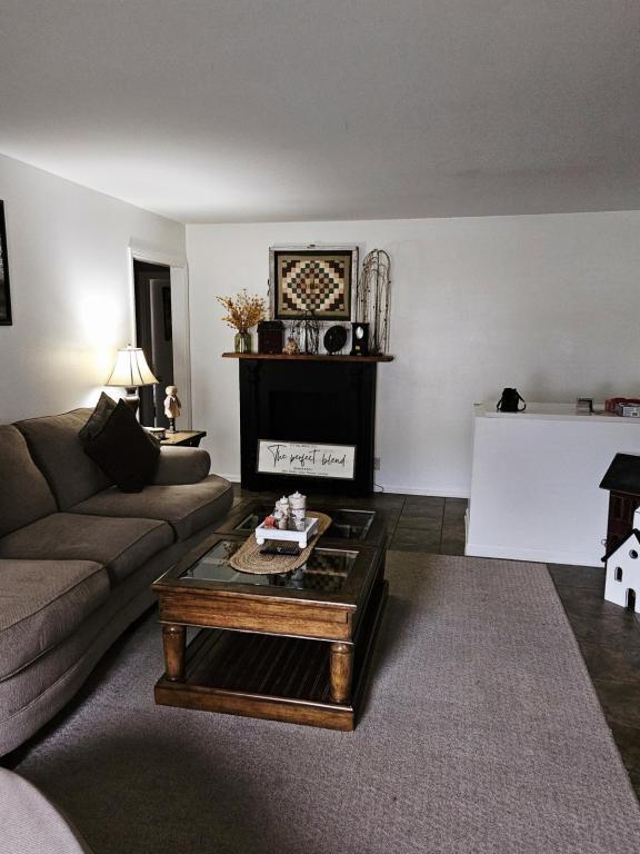 Photo - 3445 Malabu Cir House