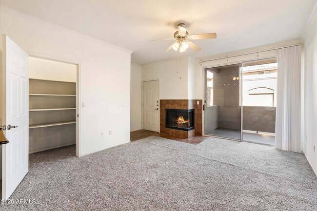 Foto del edificio - 7009 E Acoma Dr