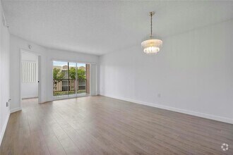 Building Photo - 9537 Weldon Cir
