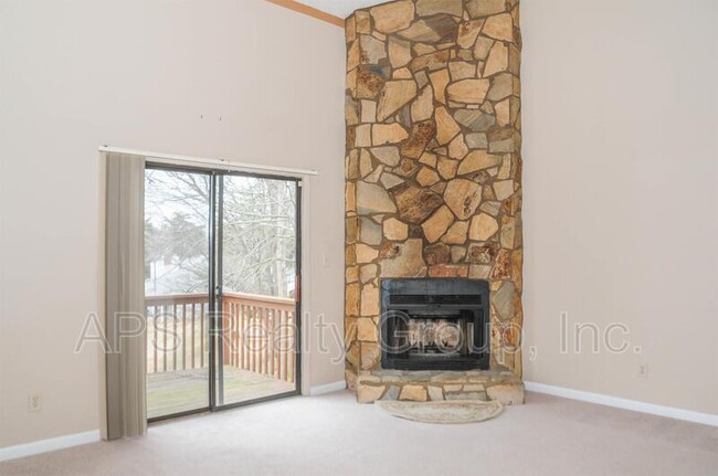Building Photo - 3562 Heathrow Dr
