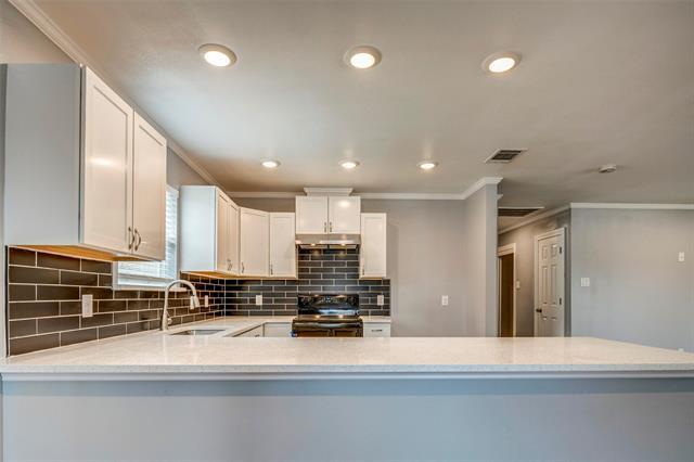 Building Photo - 665 N Rusk Ave