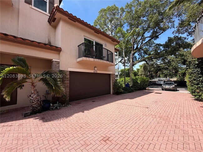 Foto del edificio - 2370 SW 18th Ave
