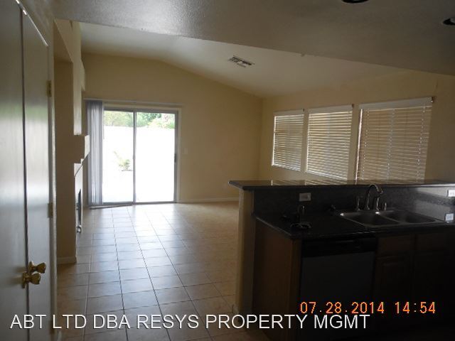 Foto del edificio - 3 br, 2 bath House - 5200 BROOKMERE DR