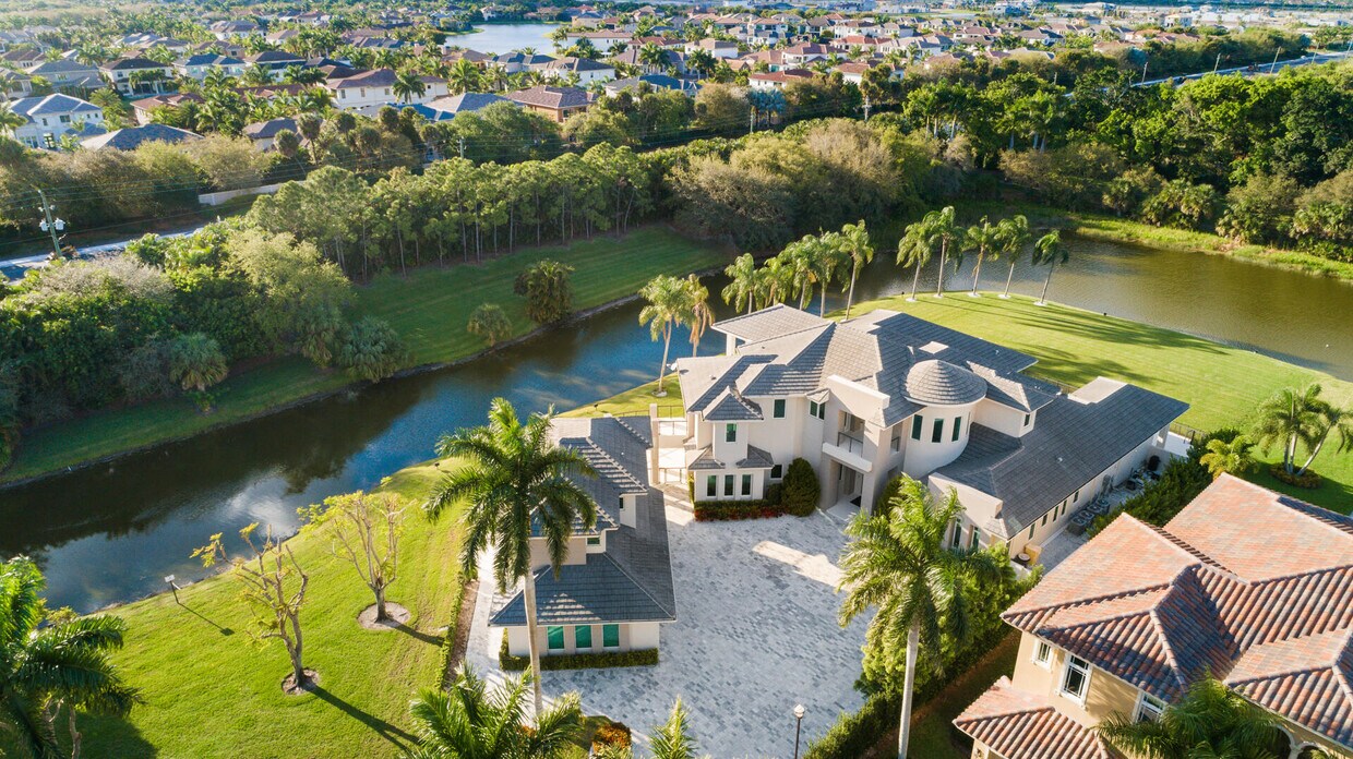 Foto principal - 17106 Ave Le Rivage