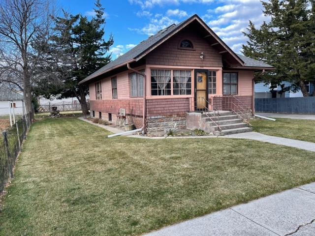 Building Photo - 206 2nd Ave