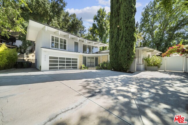 Foto del edificio - 4620 Balboa Ave