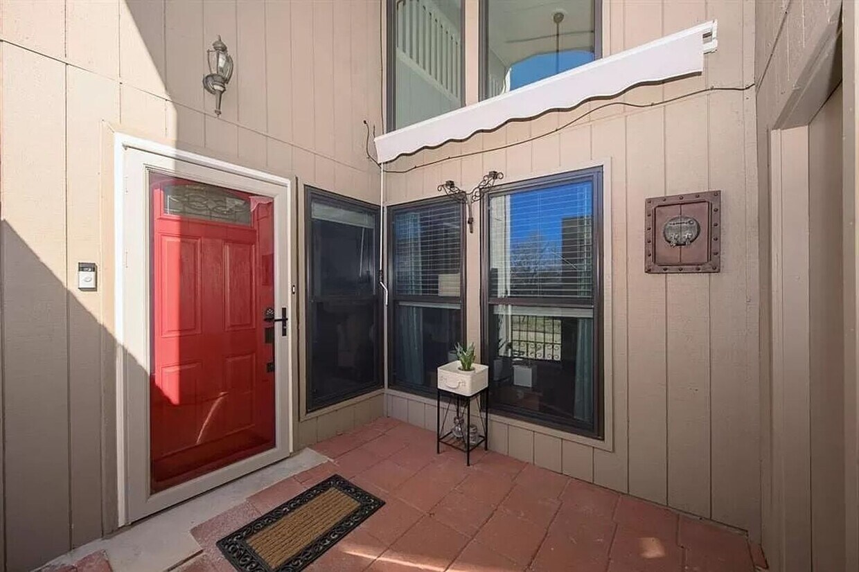 6500 N Grand Blvd, Oklahoma City, OK 73116 Condo for Rent in Oklahoma City, OK