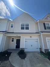 Building Photo - 3805 Yorkshire Pl