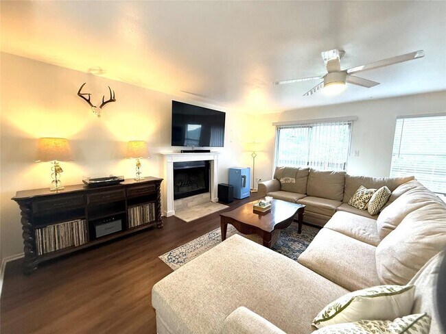 Foto del edificio - 1709 Wild Basin Ledge