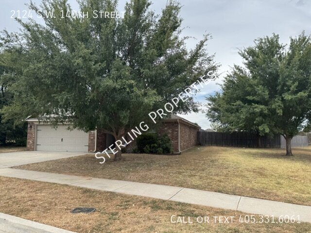 Building Photo - 2124 SW 140th St