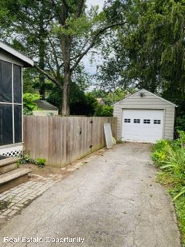 Building Photo - 2 br, 1 bath House - 126 Rathbone Ave