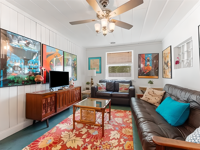 Building Photo - 1604 58th St S