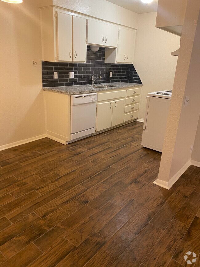 Del View Apartments for Rent Del City, OK 9 Rentals