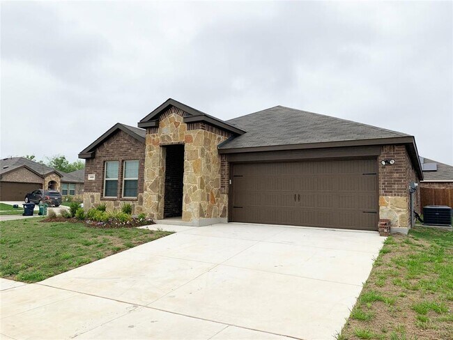 Building Photo - 412 Wilson Way