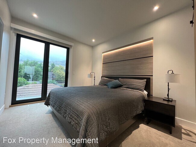 Foto del edificio - 3 br, 2.5 bath House - 940 North Street Un...