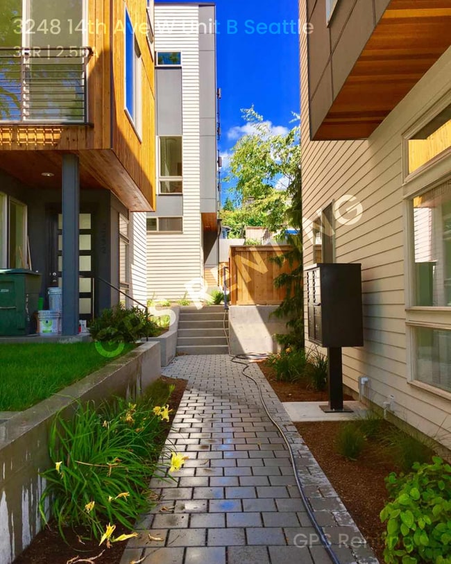 3248 B 14th Ave W- - 3248 B 14th Ave W- Townhome