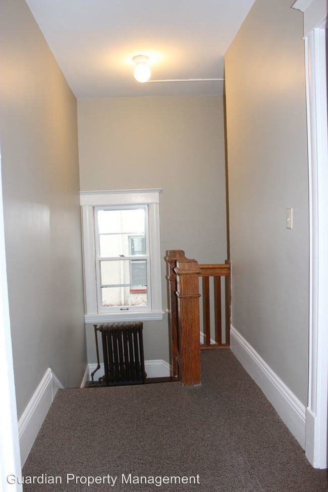 Building Photo - 3844 Portland Ave